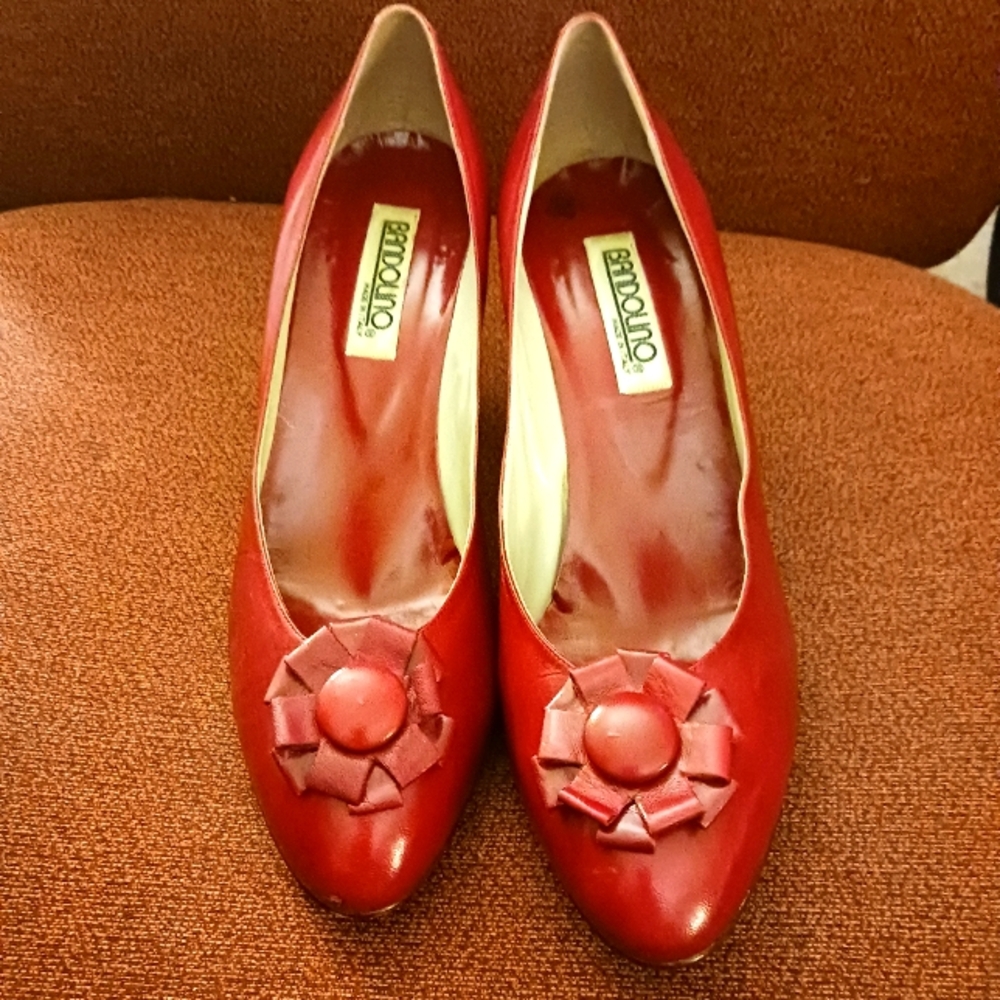 Bandolino shoe collection/made in Italy